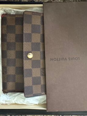 *VINTAGE* LOUIS VUITTON Damier Wallet